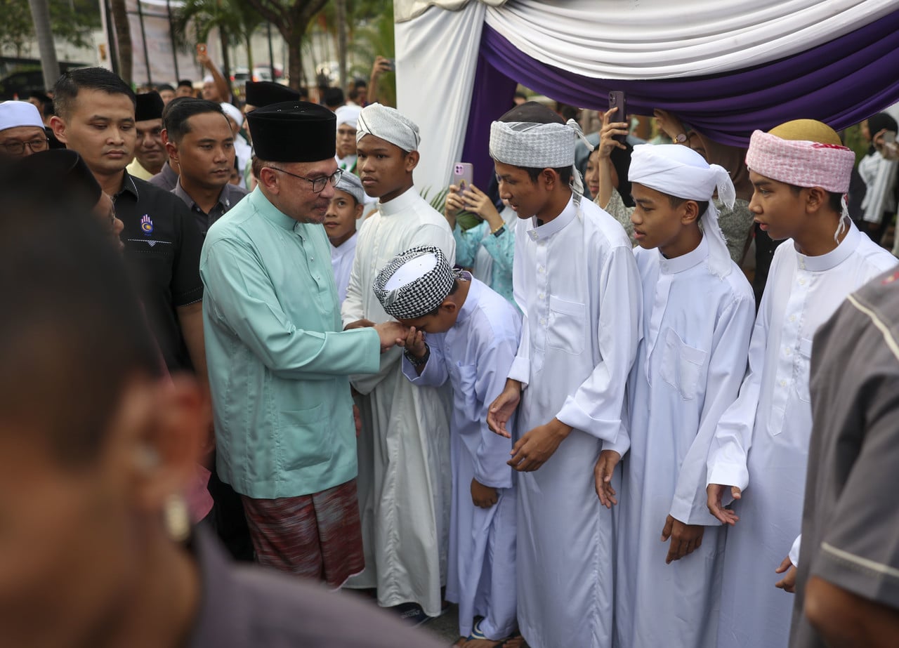 Anwar ajak umat Islam tekuni tafsir al-Quran, didik jadi insan takwa, adil