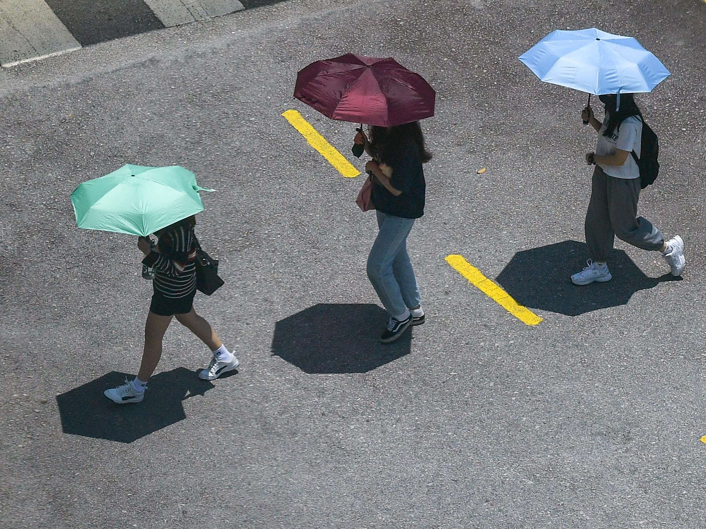 Monsoon transition to bring relief from hot, dry weather by April