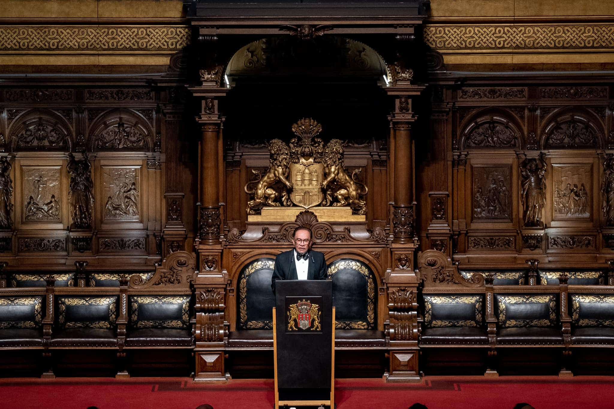 安华吁重启大马-欧盟自贸协定讨论