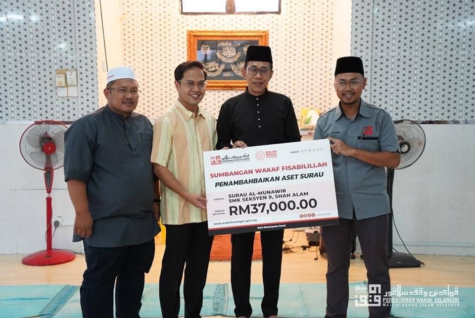 Wakaf Selangor salur RM77,000 bantu dua surau baiki kemudahan