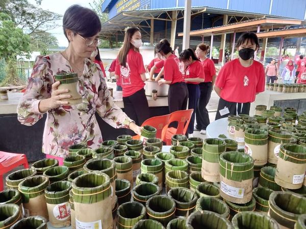 积极推动人文艺术旅游 李继香让世界看见新古毛