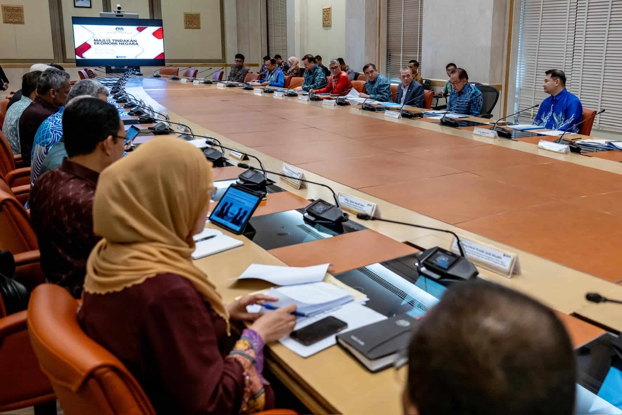 PM: Kerajaan pergiat libat urus syarikat korporat, galak aliran masuk dana