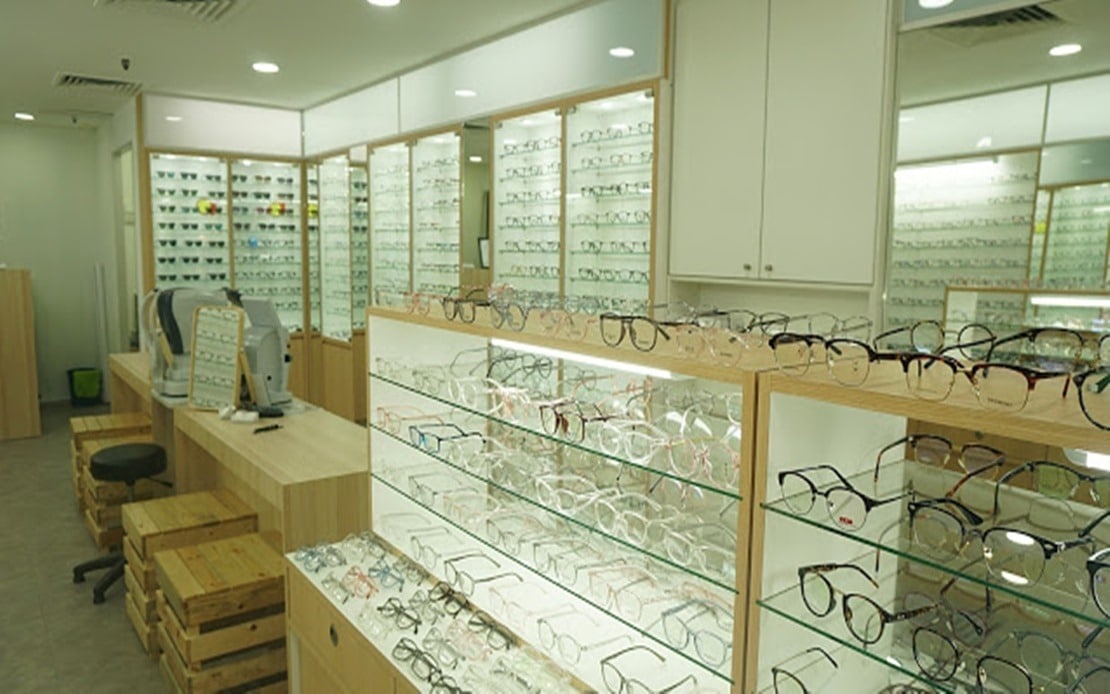 FT minister concerned over vision issues among kids
