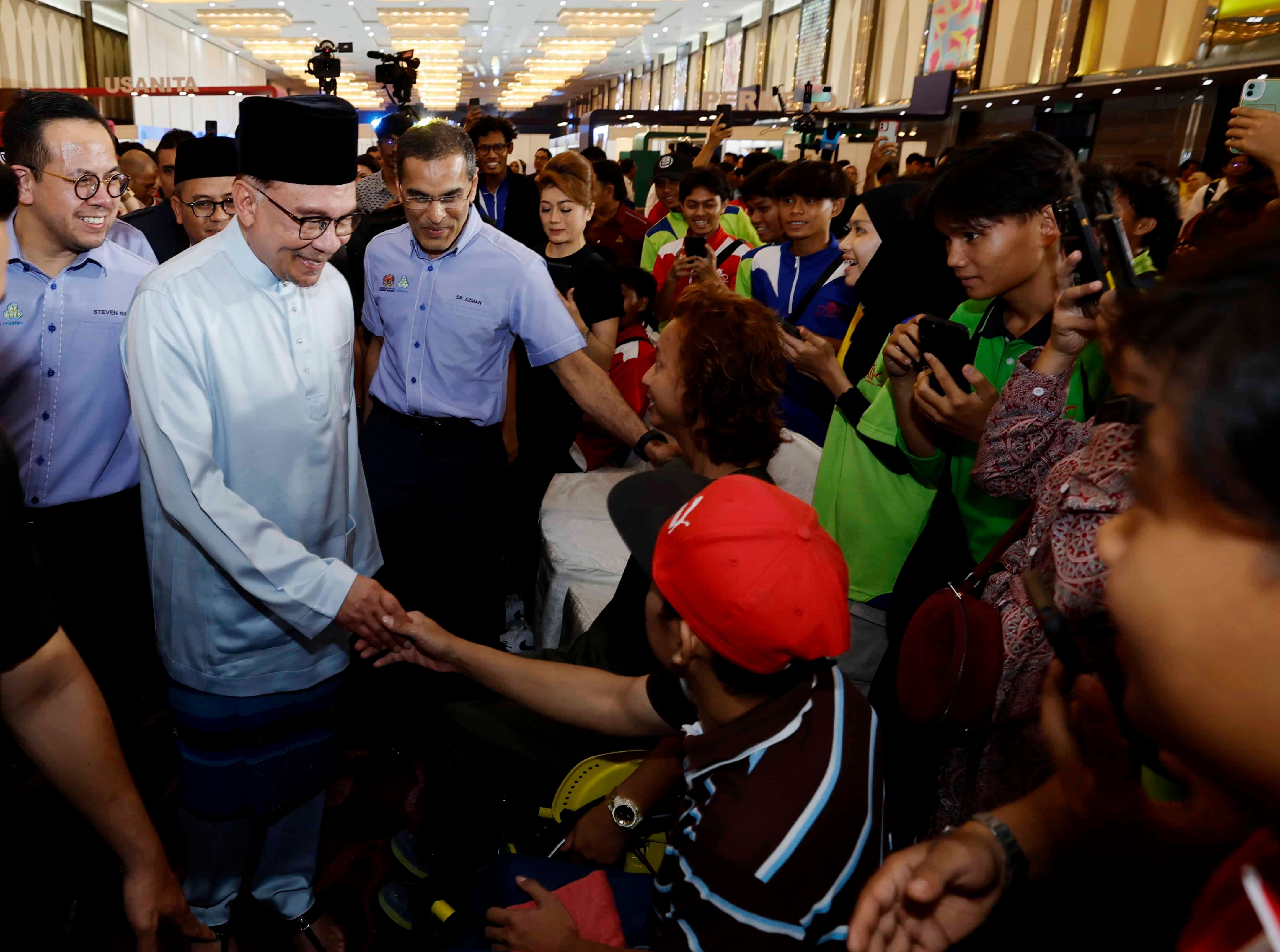 为雇员设新技能培训模式 首相限令人资部月内献策