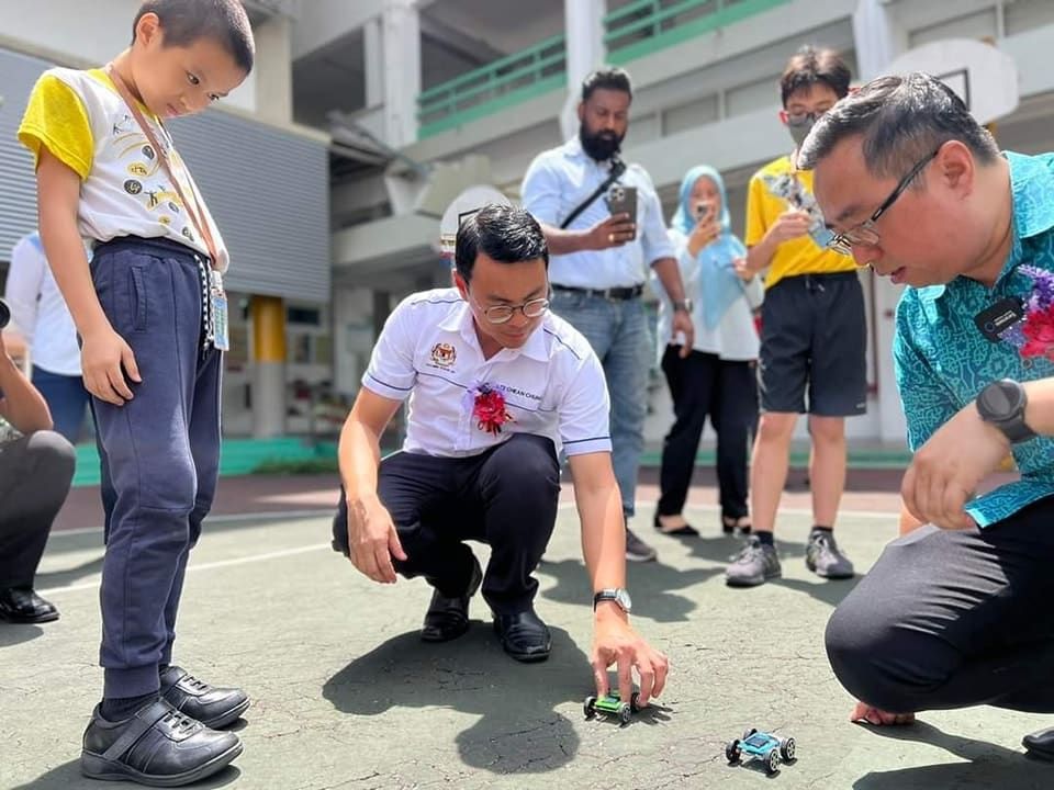 少于半数学生升学选理科  李健聪：STEM营让学生产生兴趣