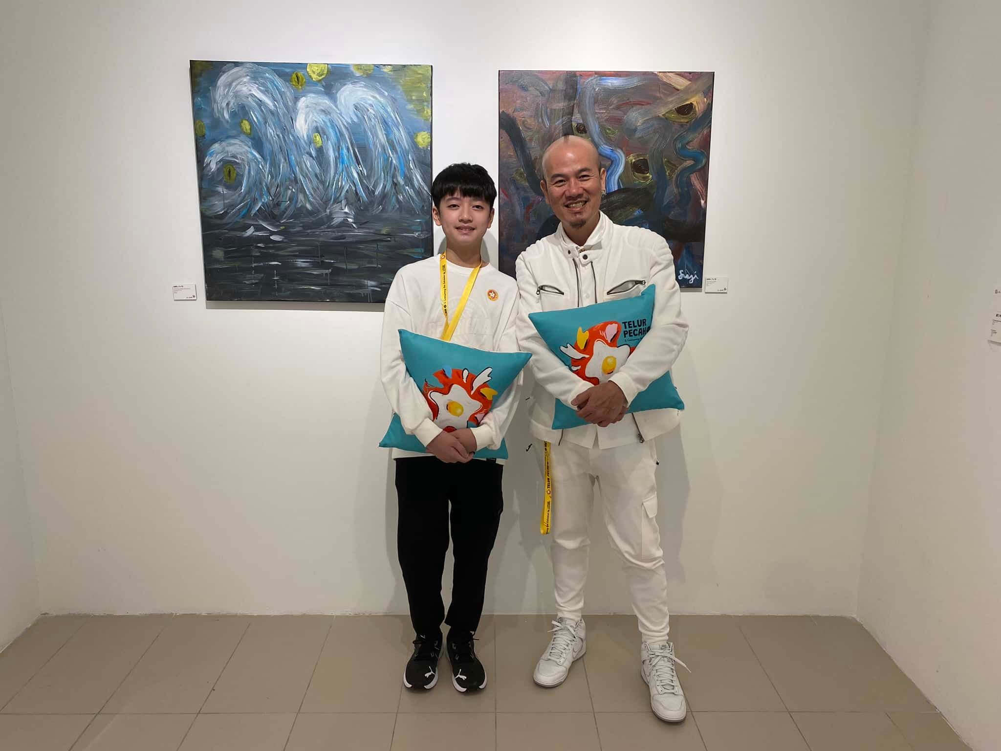 跨代合作：结义父子共绘艺术梦