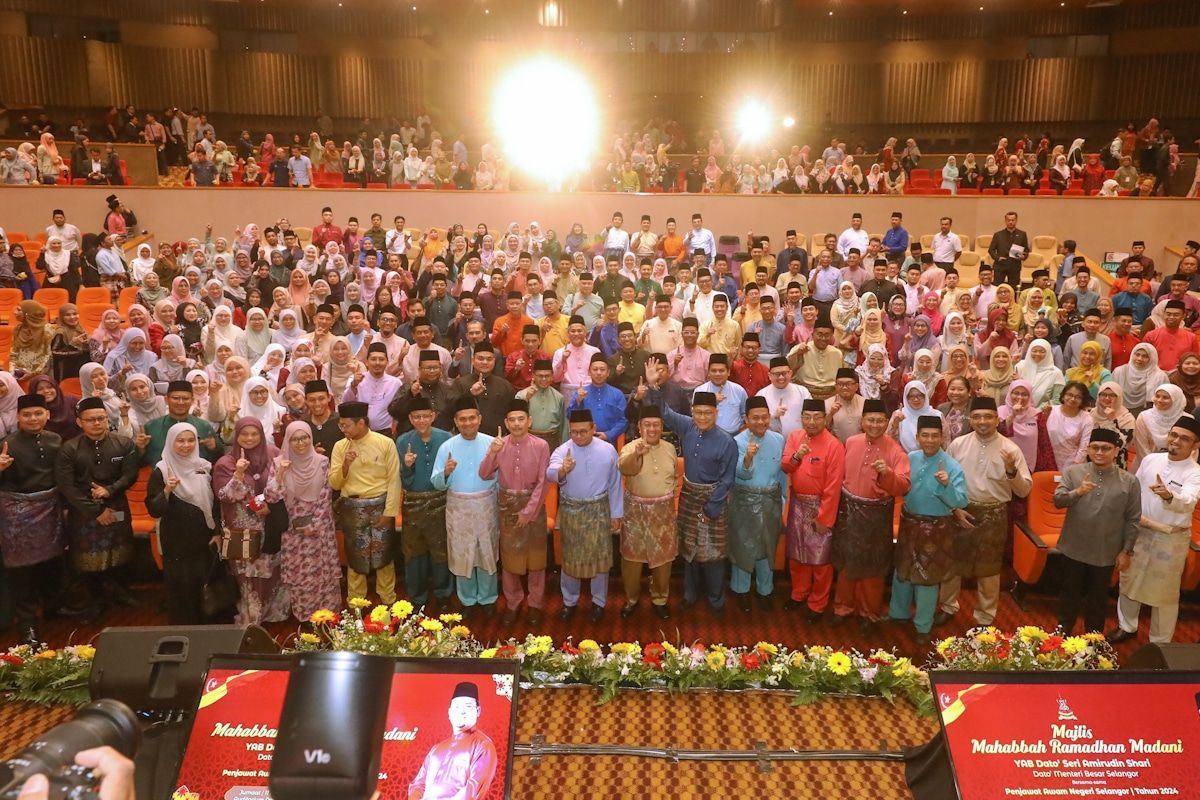 Penjawat awam perlu fokus rancangan, agenda pembangunan, capai matlamat majukan negeri