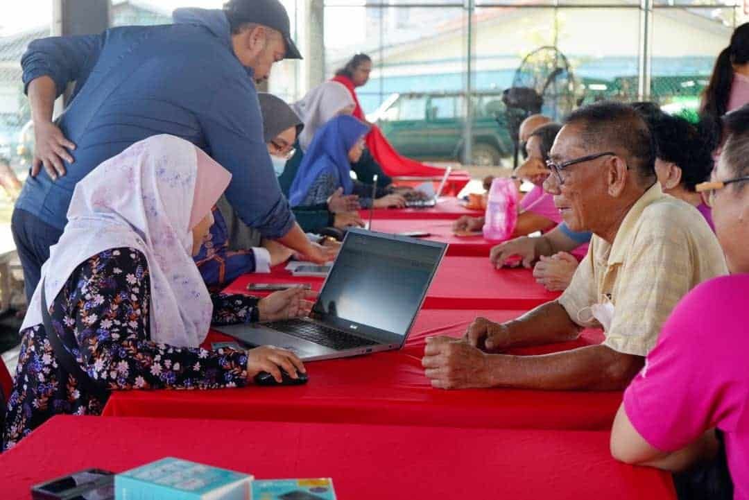 沙登周日设柜台助登记PADU  王诗棋：反应踊跃.200人响应