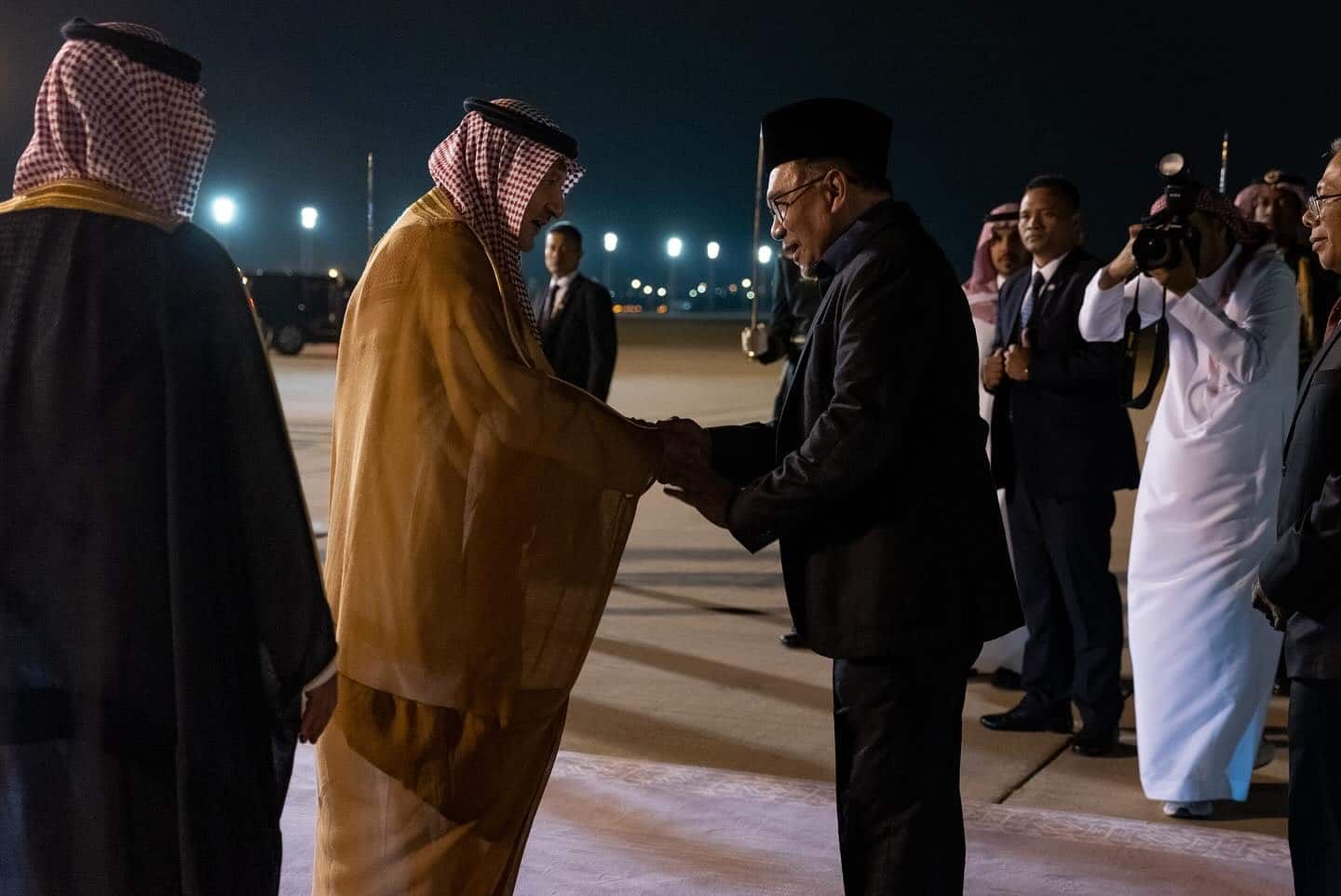 PM: Misi teroka peluang, tarik pelaburan baharu di Forum Ekonomi Dunia