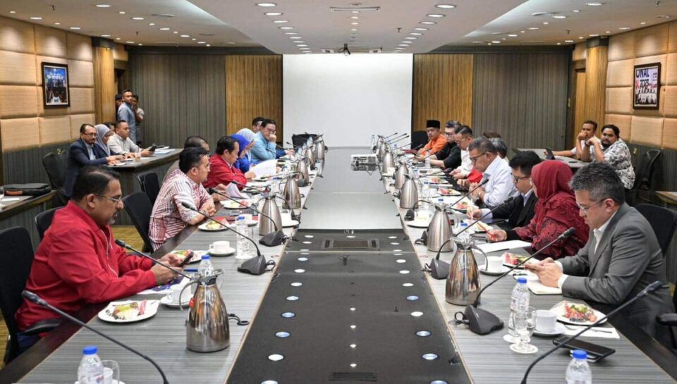 【新古毛补选】团结秘书昨召开会议 加强各盟党机制应选