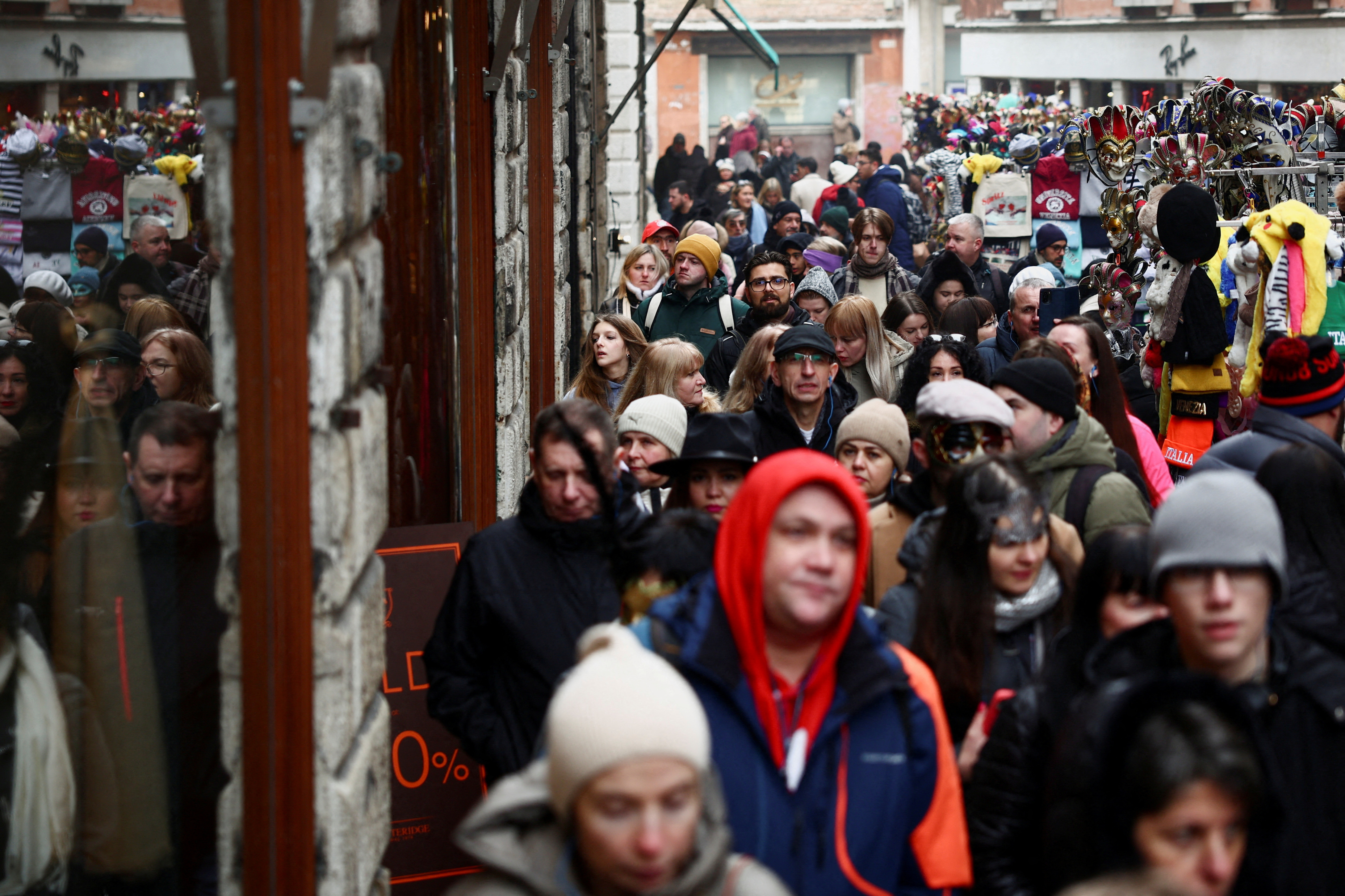 Overcrowded Venice introduces first payment charge for tourists
