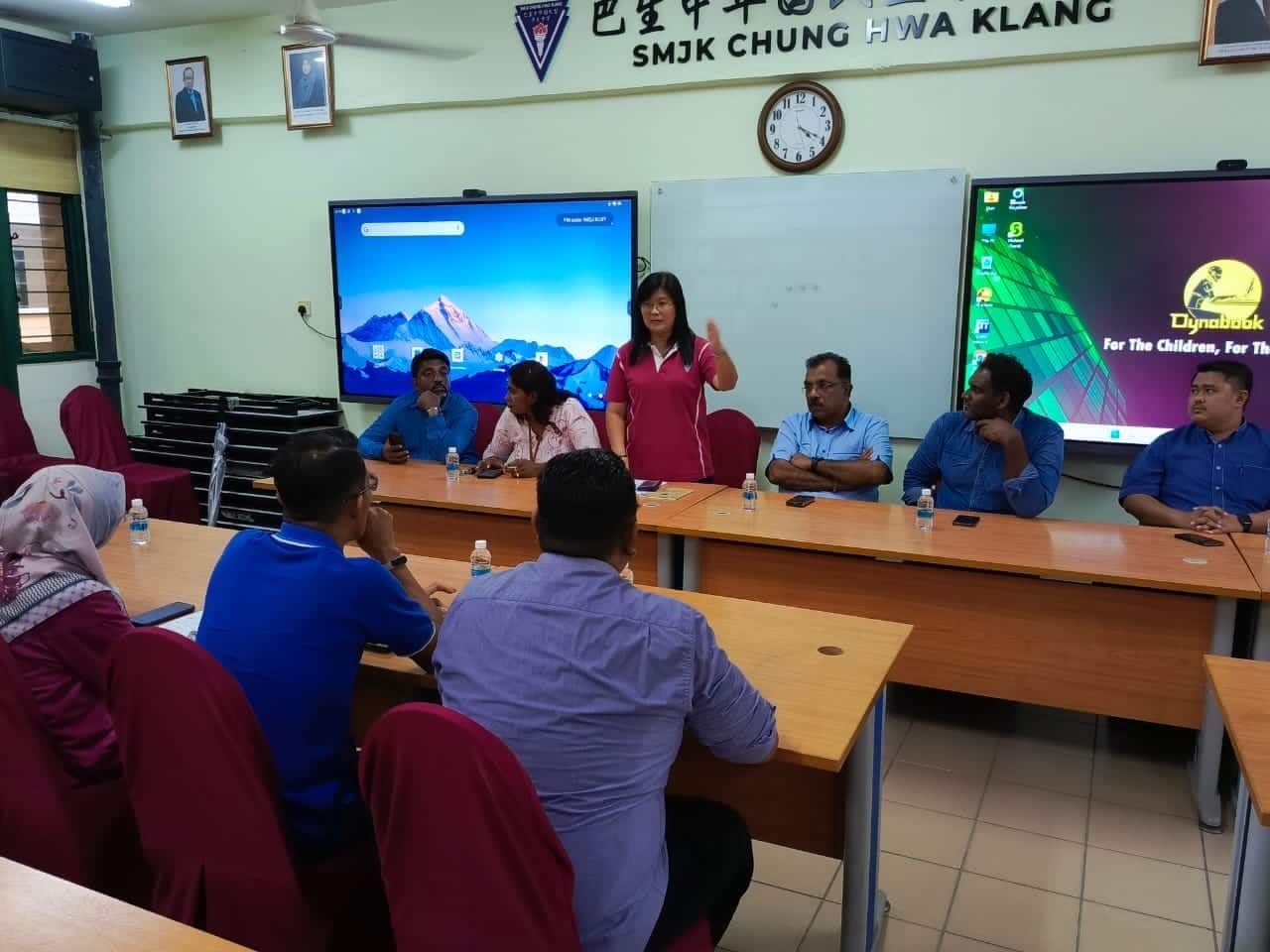 古纳拉率官员到中华小学 探讨淹水与卫生解决方案