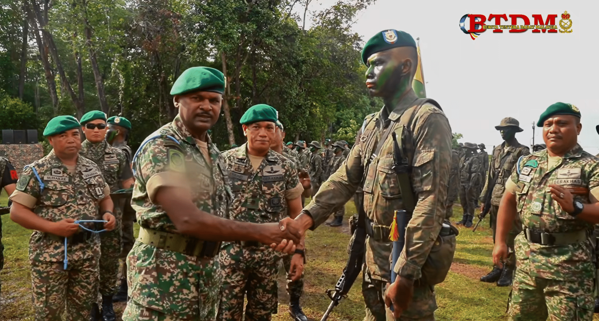 UTAR student sole Chinese candidate to complete Pulpak basic commando course