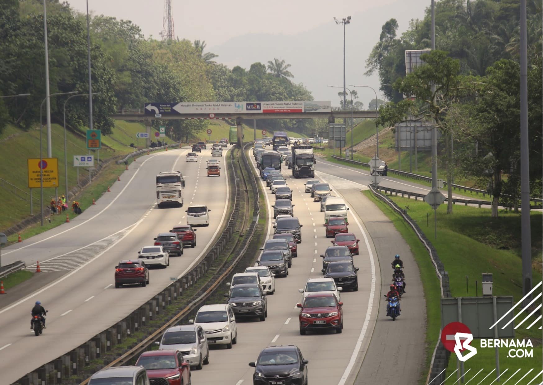Aliran trafik dari utara, Pantai Timur ke Lembah Klang sesak