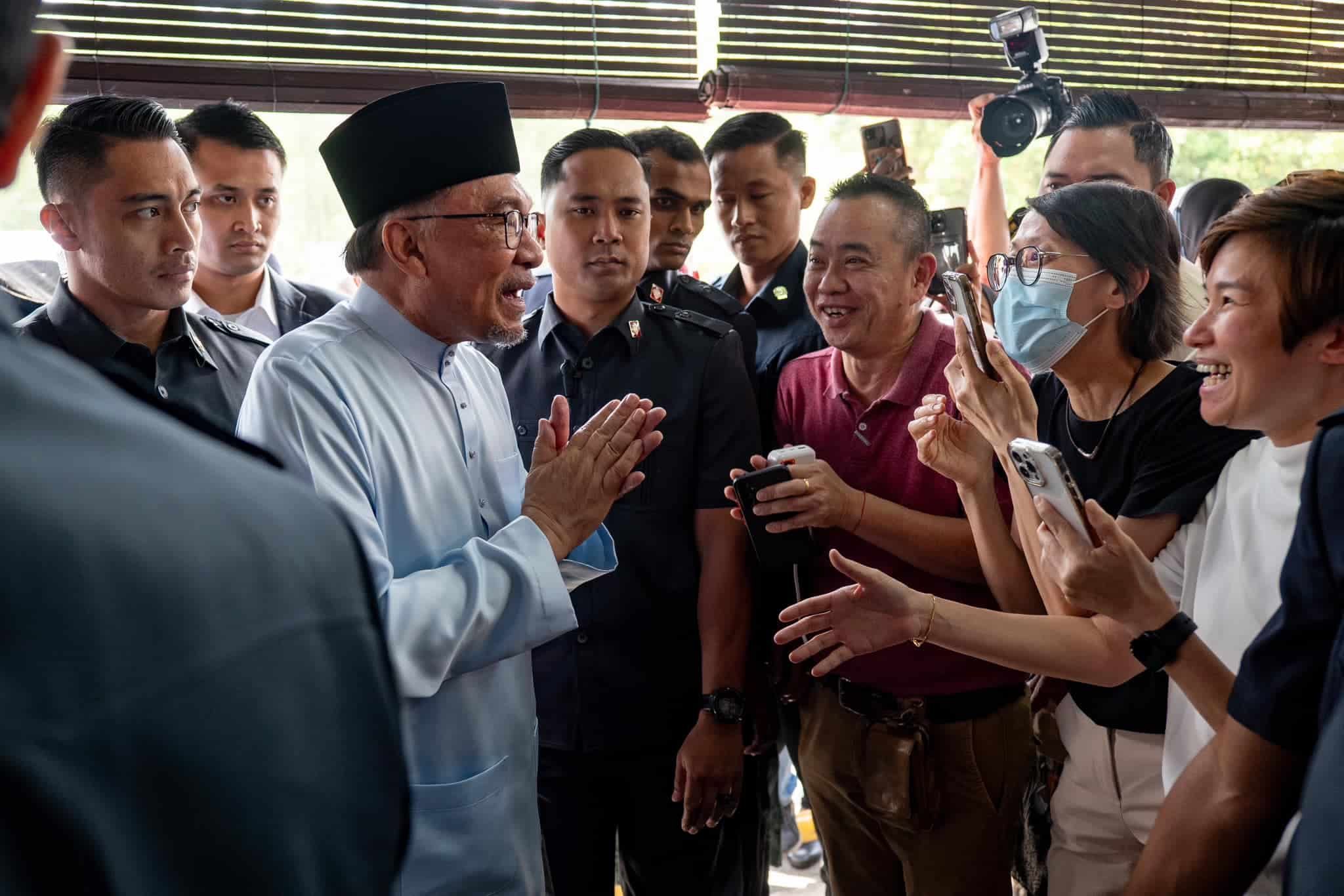在野议员拨款：安华强调没设条件挺首相