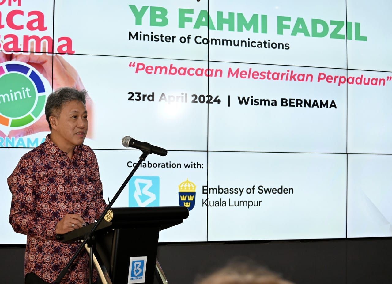 马新社办阅读10分钟活动    黄振威：提高阅读风气