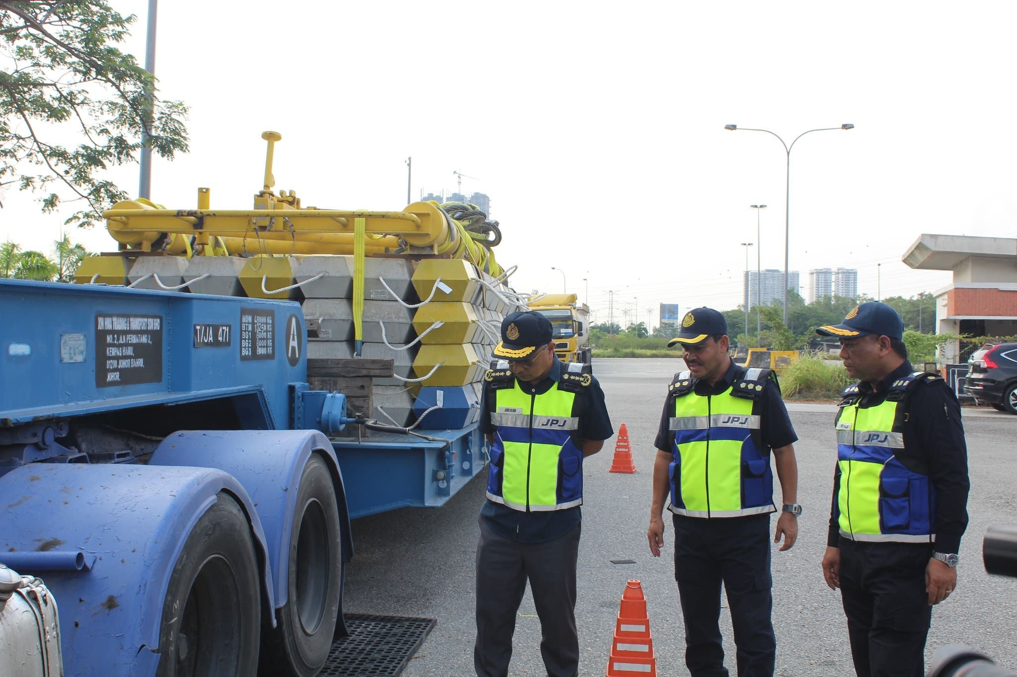 开斋行动首日开7473罚单 JPJ促安全驾驶回乡