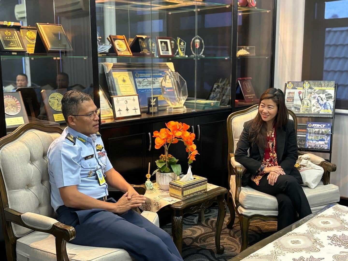 雪州女子橄榄球队将在 基地训练提高士气