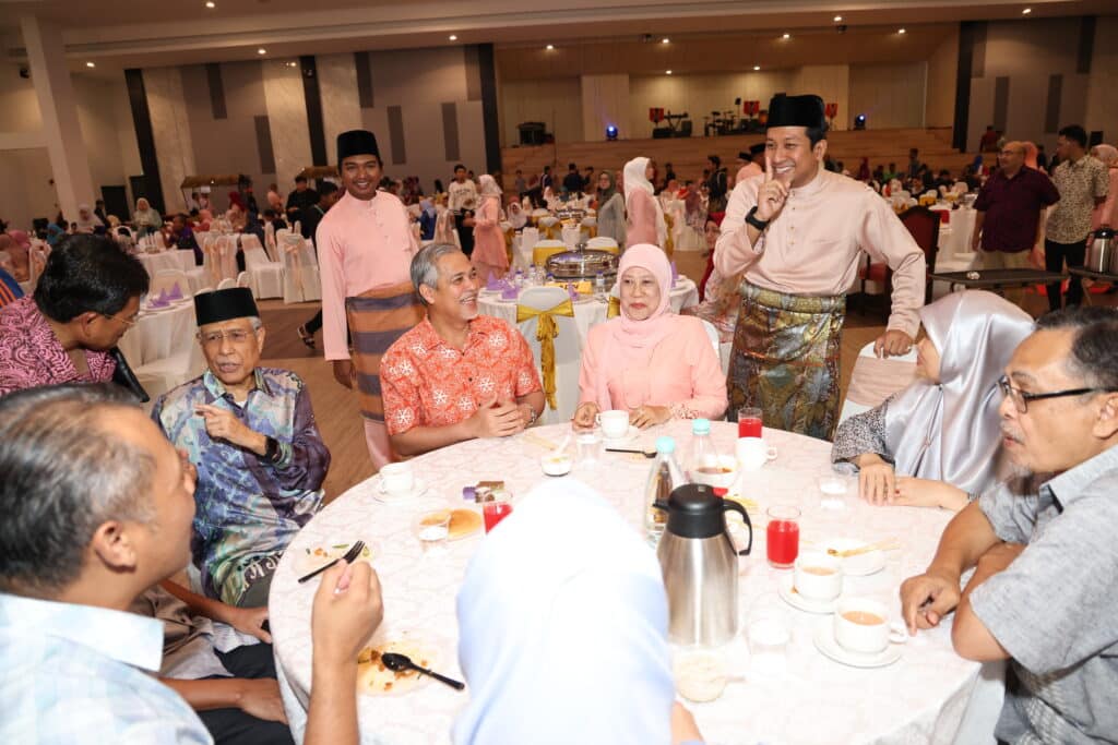 Kota Anggerik Aidilfitri Open House welcomes over 5,000 guests