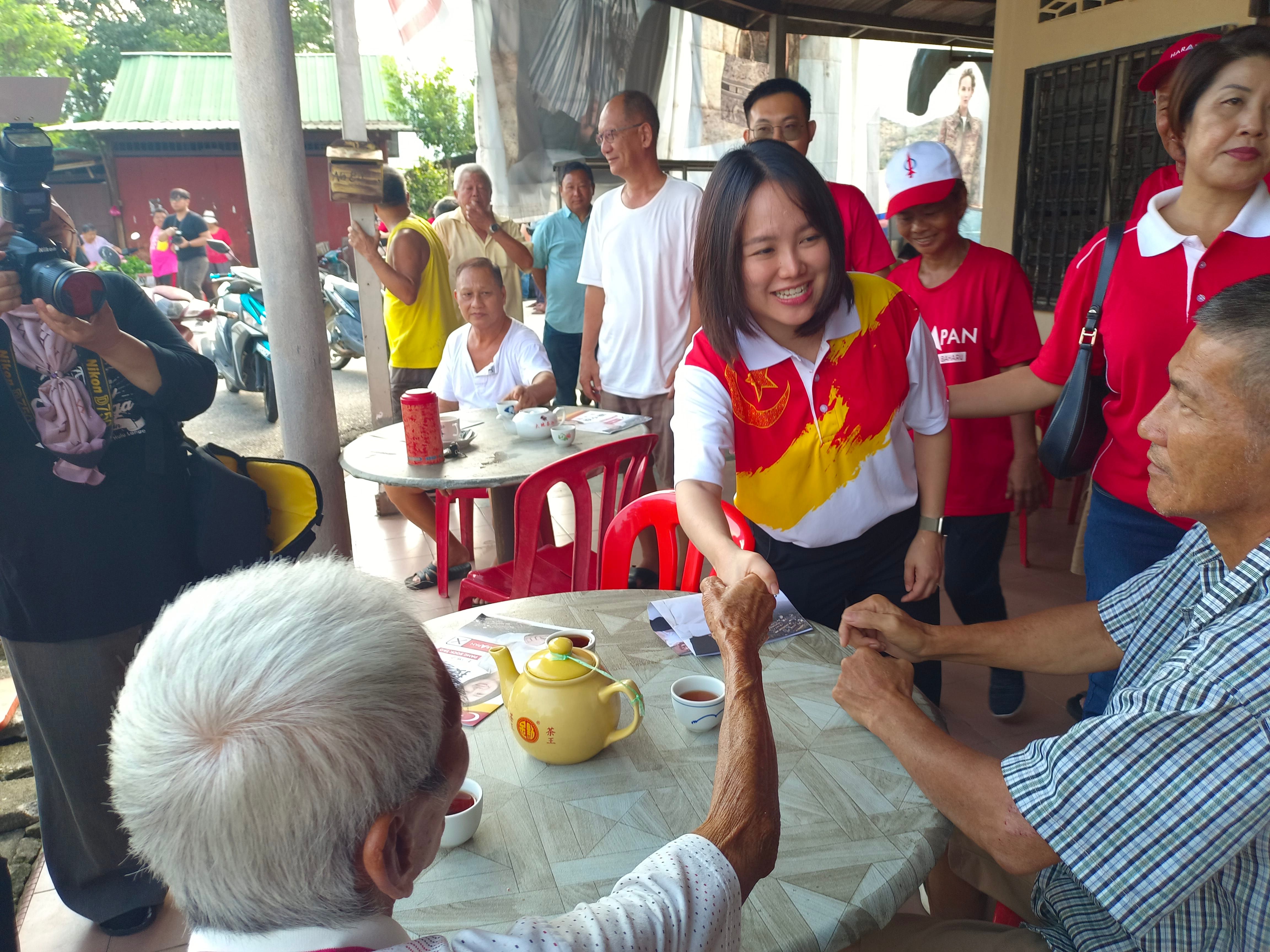 杨美盈赞态度佳.有魄力   冀小桃成90后世代的声音