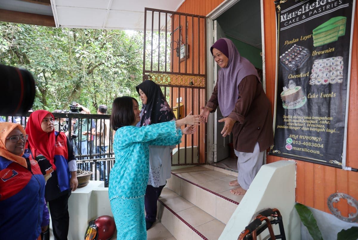 【新古毛补选】小桃推旅游客货车概念 让古毛人当导游司机