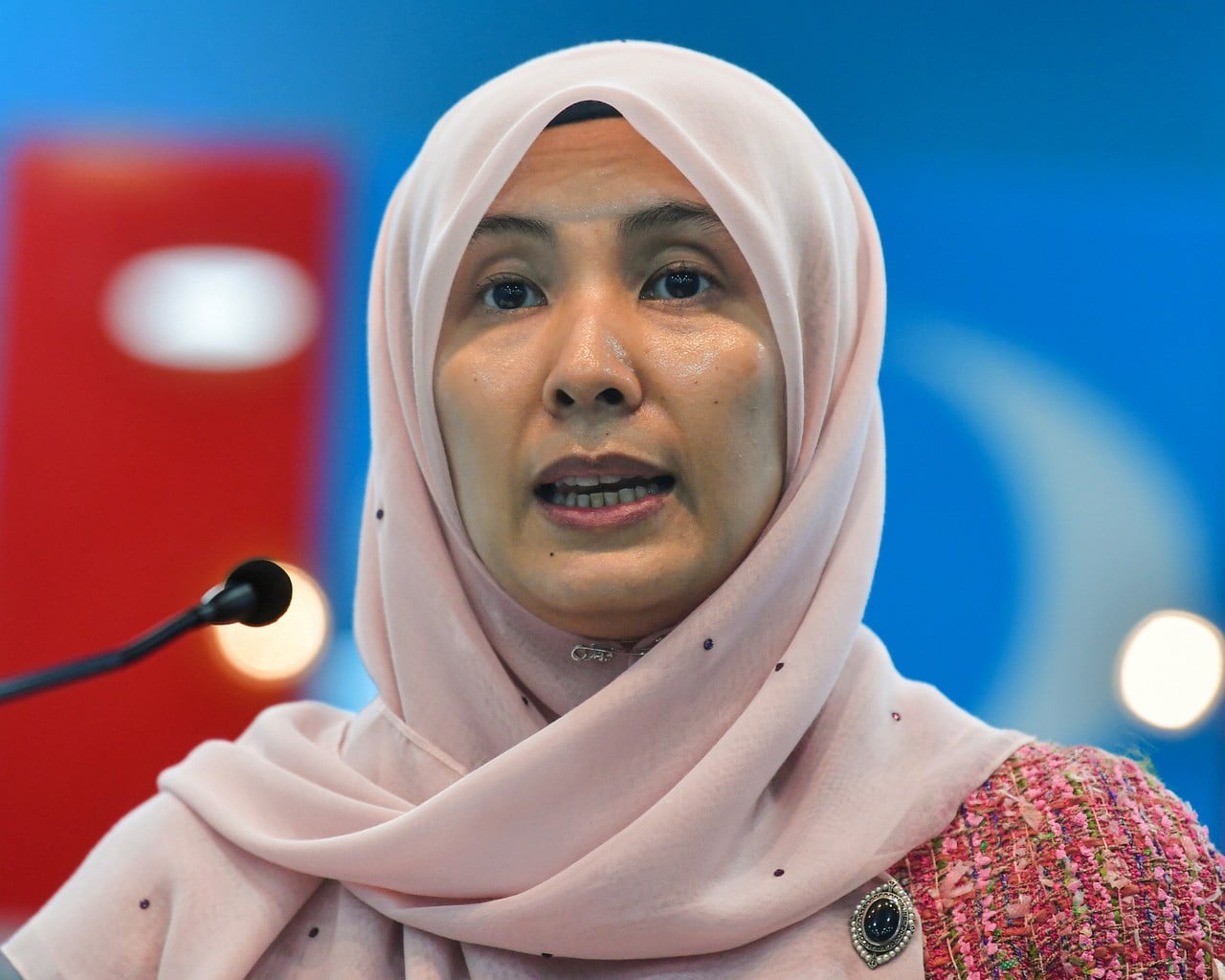 Nurul Izzah vows to lead Keadilan to GE16 victory