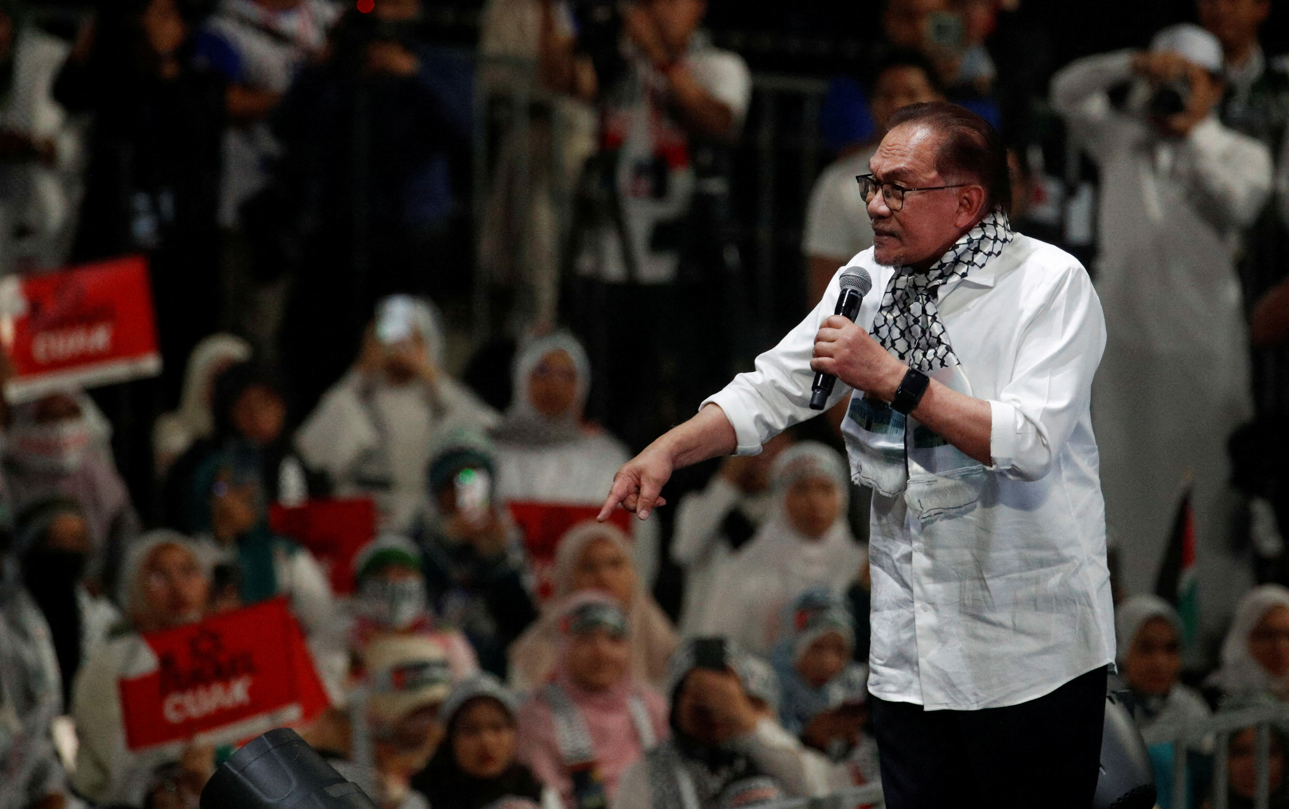 PM urges all to rally for Palestine at Dataran Merdeka on Sunday