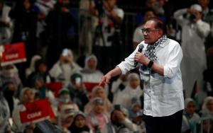 PM urges all to rally for Palestine at Dataran Merdeka on Sunday