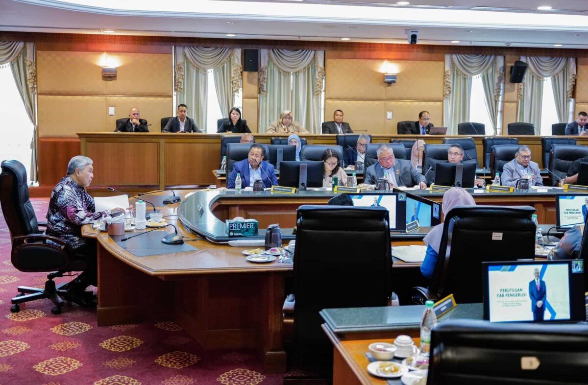 திவேட் பள்ளிகளில் அனைவருக்கும் வாய்ப்பு- துணைப் பிரதமர் உத்தரவாதம்