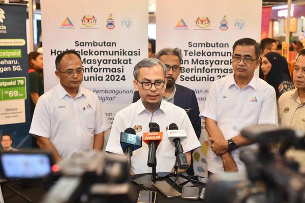 法米:加速解决沙巴电讯塔建设问题