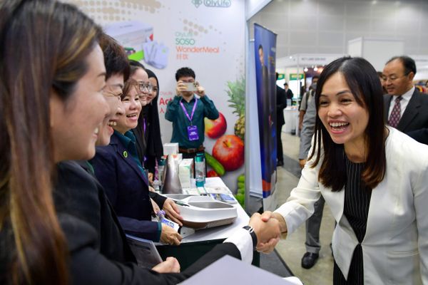 马中在电讯与数码经济领域互补 张念群:为企业消费人创造契机