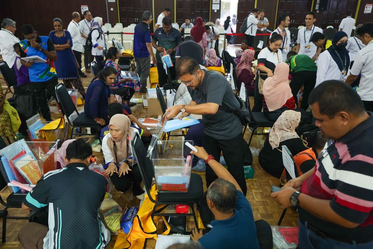 【新古毛补选】出动1133警力维持秩序