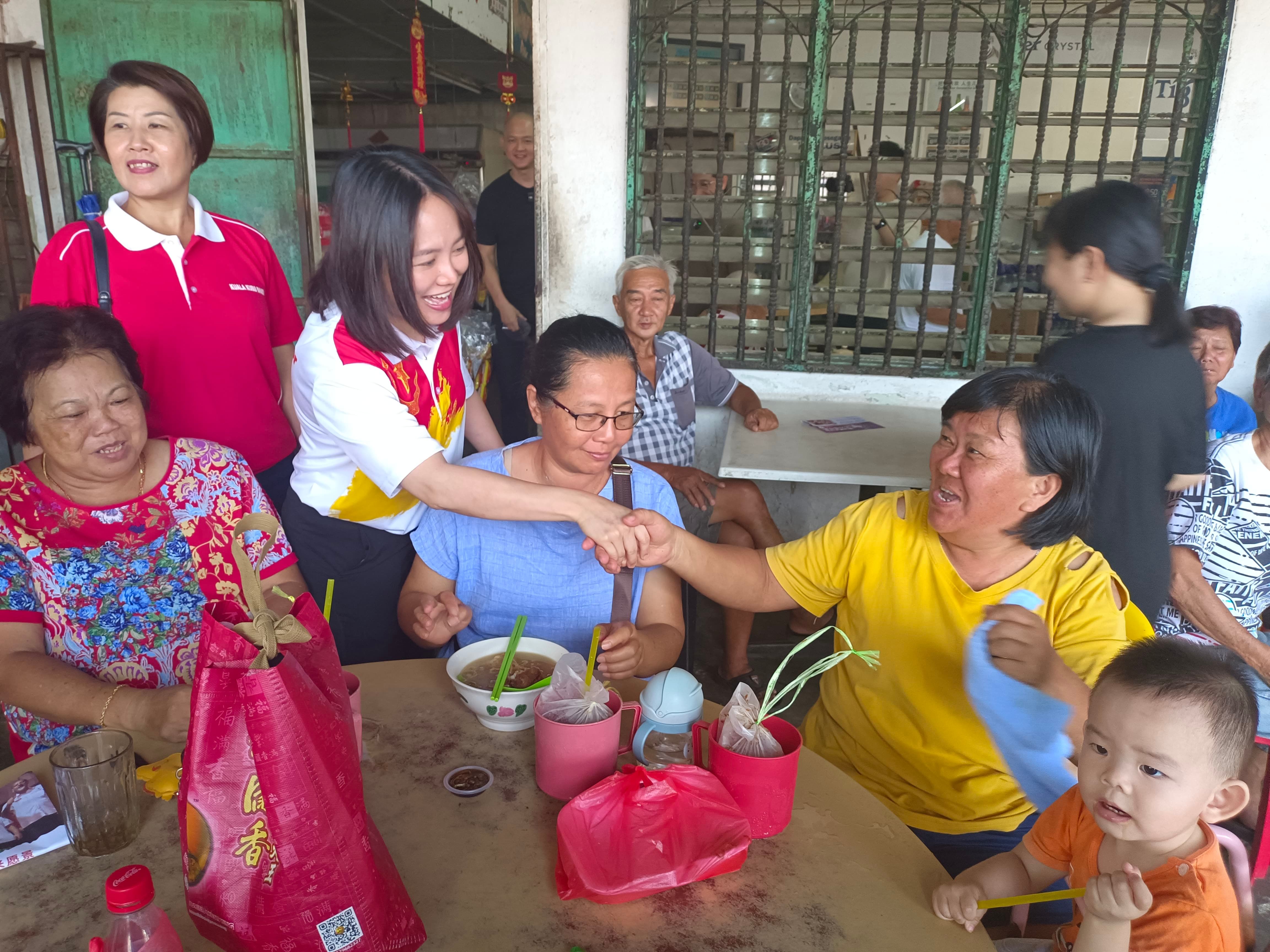 【新古毛补选】争取高价值投资增就业  小桃冀助青年留家园打拼