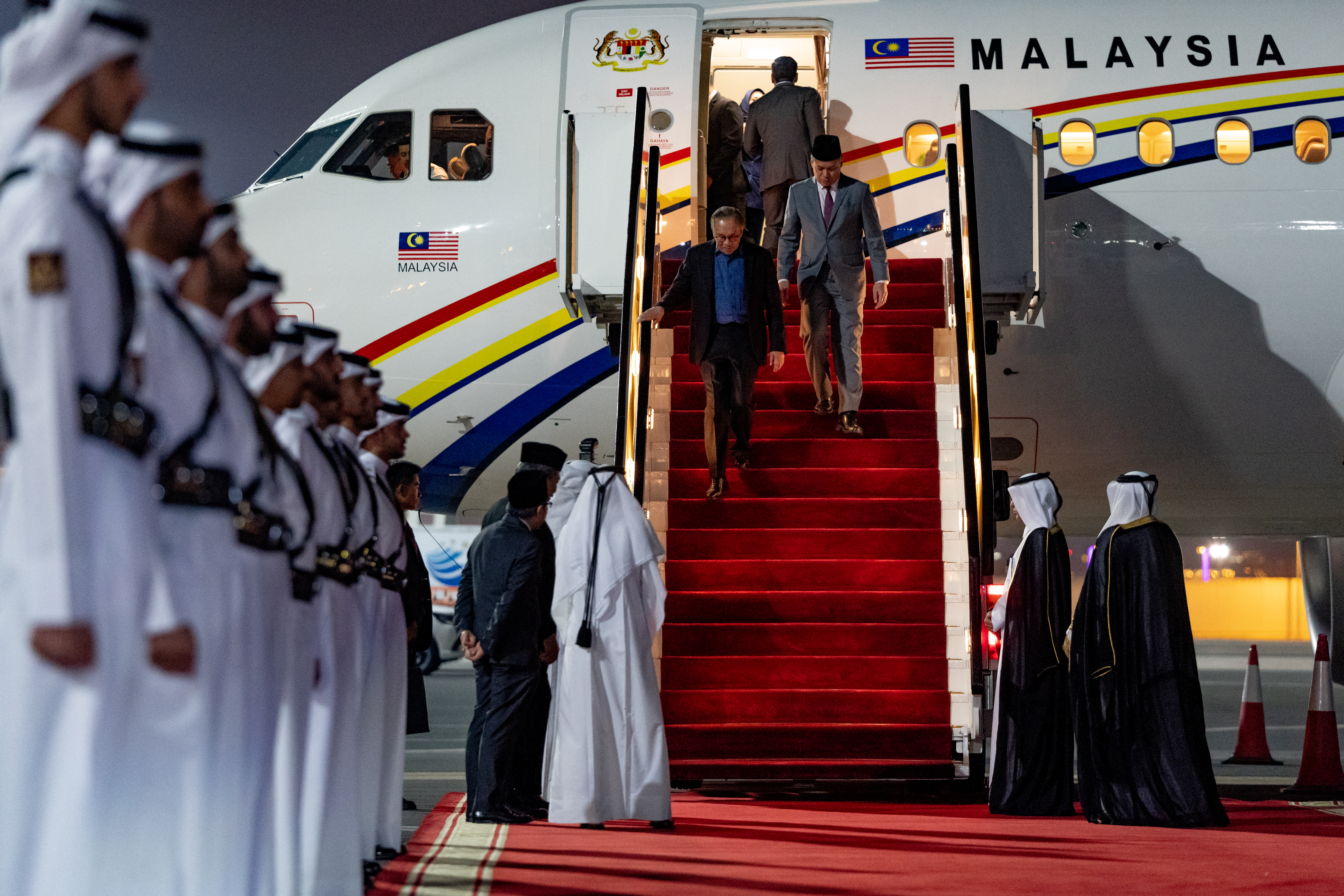 Jam-packed schedule for PM in Qatar as official visit begins