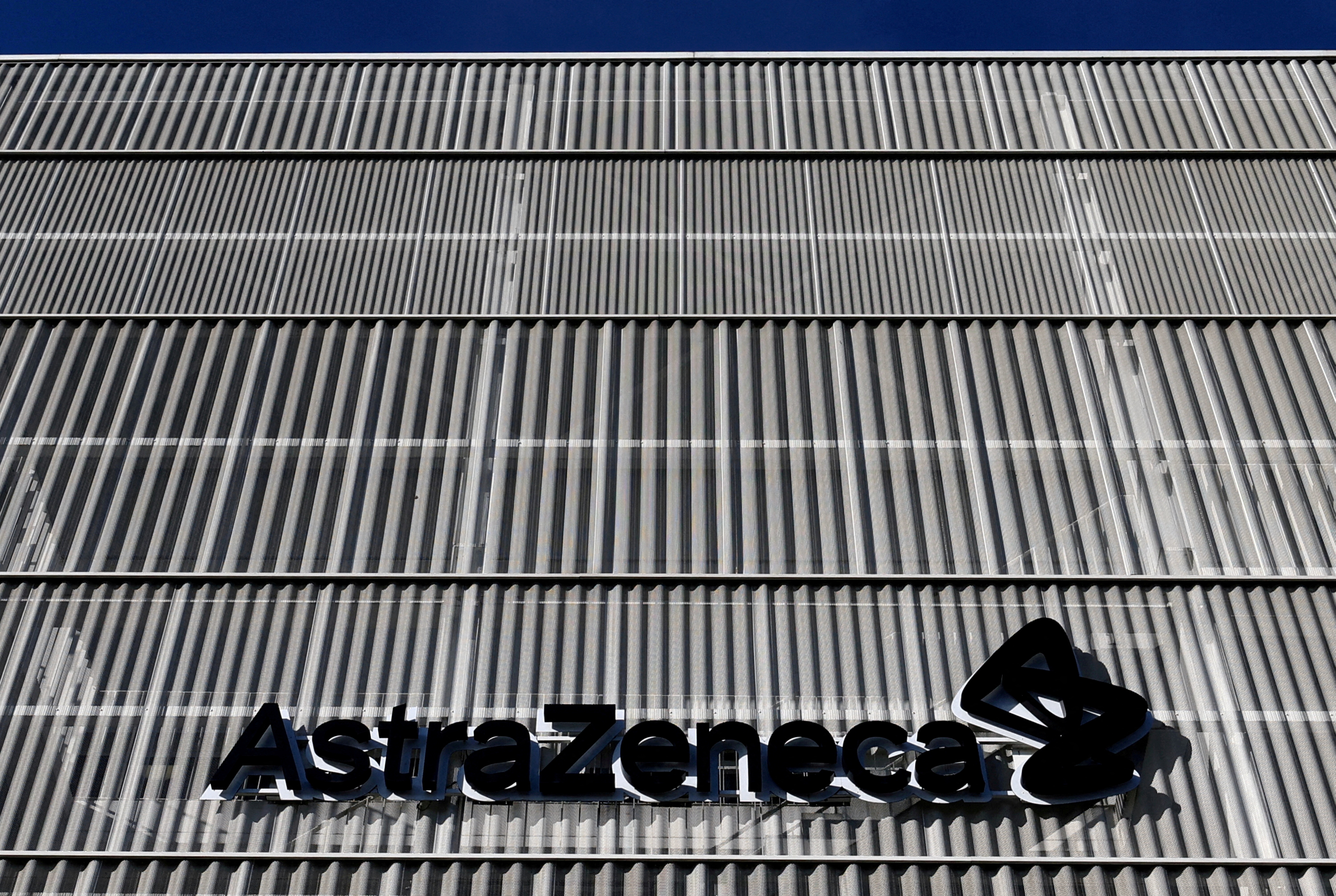 AstraZeneca to build RM7 bln cancer drug plant in Singapore