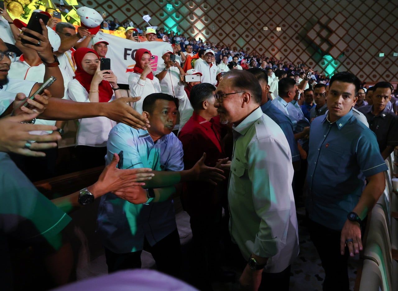 首相推介人资政策框架 · 涉更好薪资及工作福利