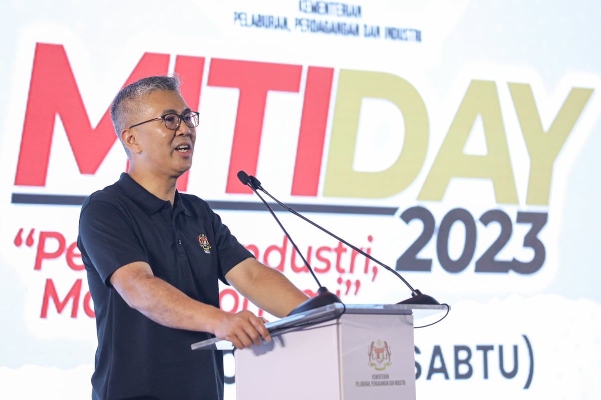 New Singapore PM will strengthen ties with Malaysia — Tengku Zafrul