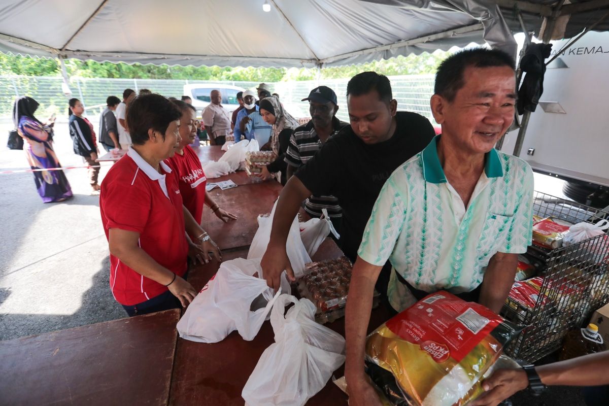 Penduduk KKB mahu jualan murah diteruskan, bantu ringan belanja dapur