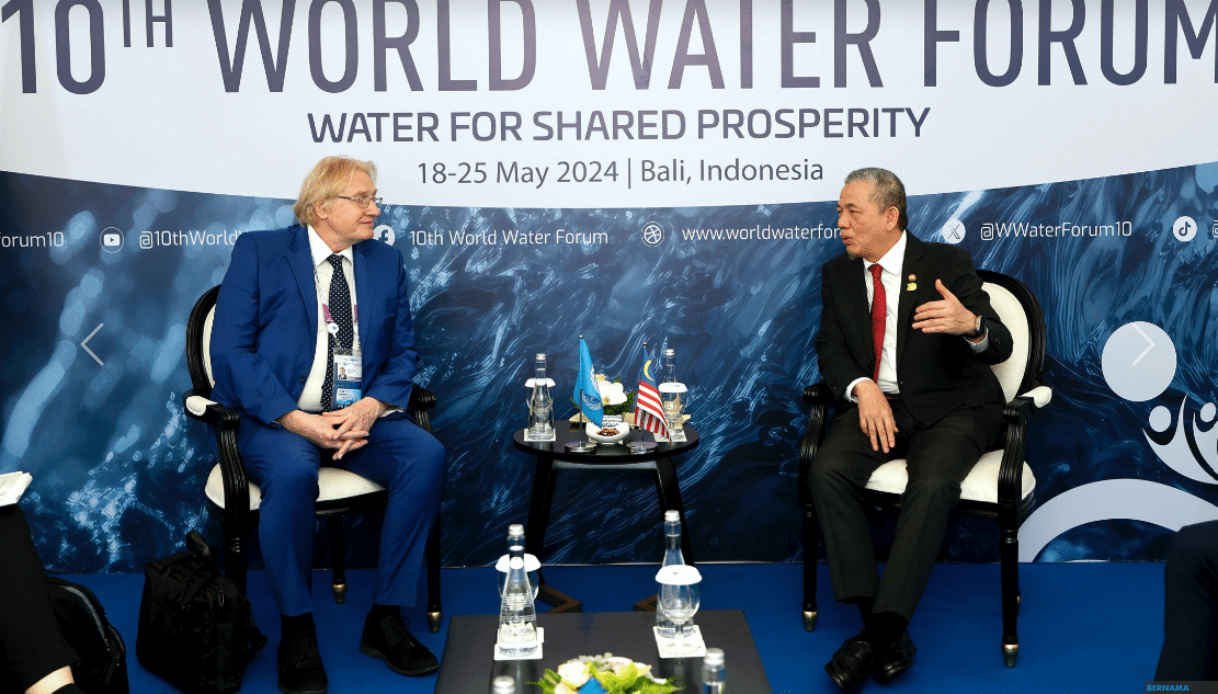 法迪拉与世行、欧洲经委会商水务管理挑战