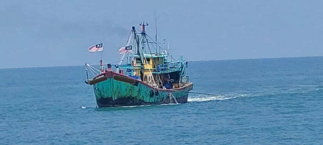 APMM tahan bot nelayan tempatan bersama lima pekerja asing