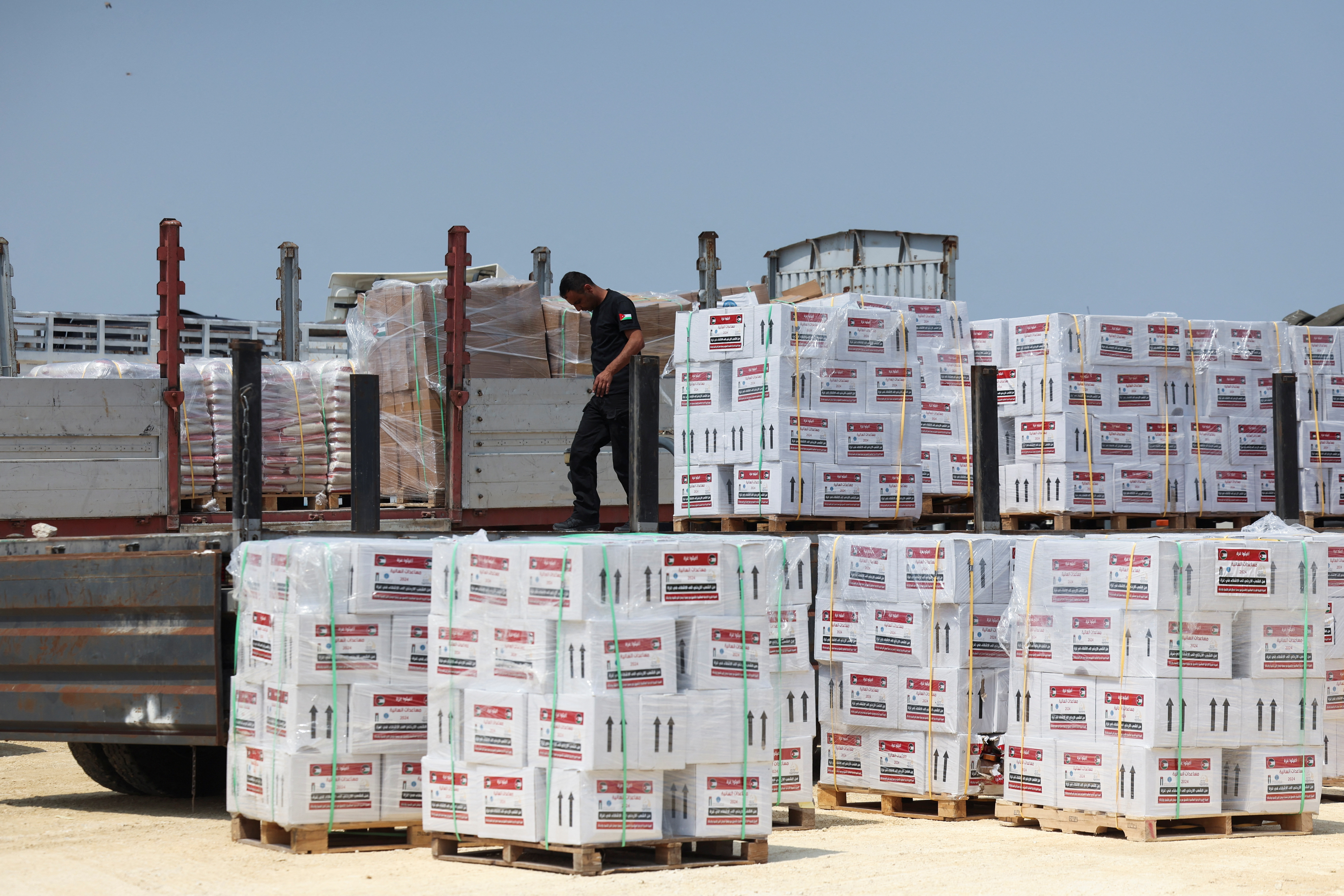Malaysia strongly condemns extremist Israeli settlers' attack on Jordanian aid convoys