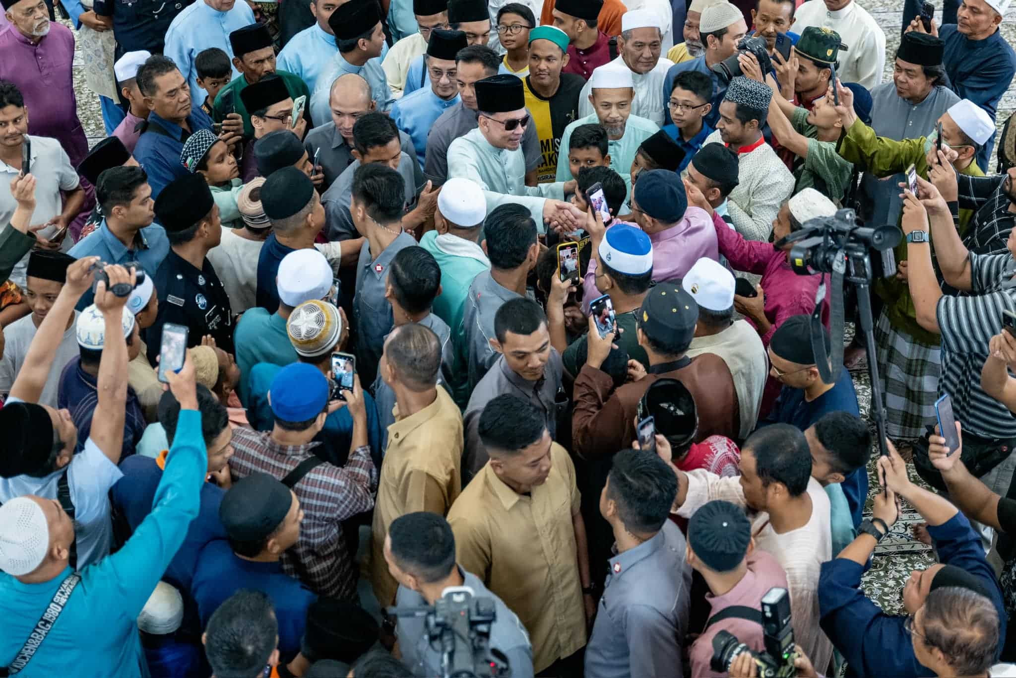 Dana kebajikan ditambah, pemberian tunai RM10 bilion untuk B40