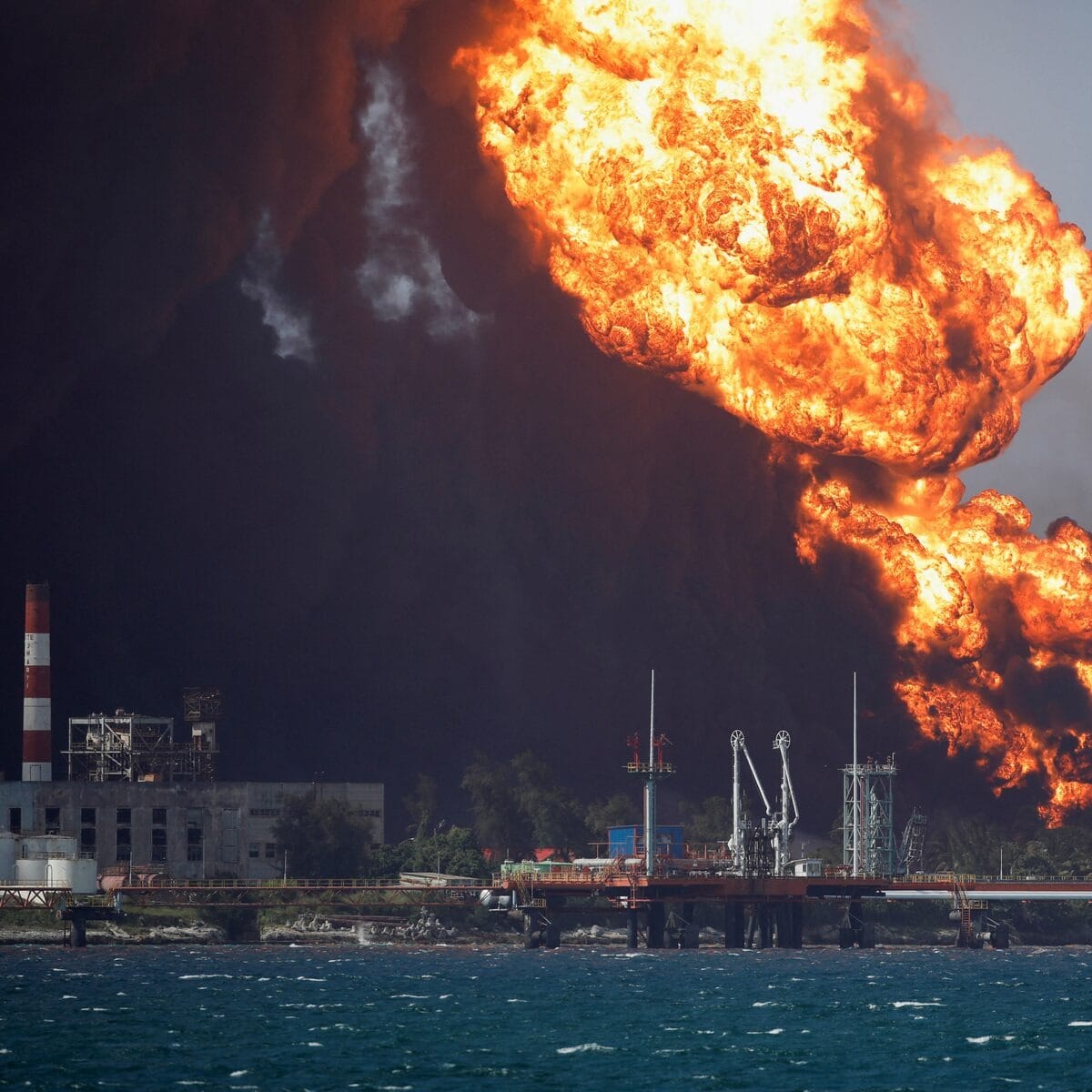 Eight killed, 60 injured in Western India chemical plant explosion