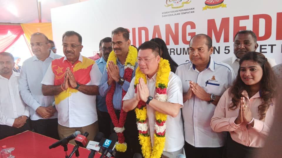 5 தோட்ட தொழிலாளர்களுக்கு  சொந்த வீடு  மடாணி  மத்திய மாநில அரசுகள் இணைந்து அறிவிப்பு