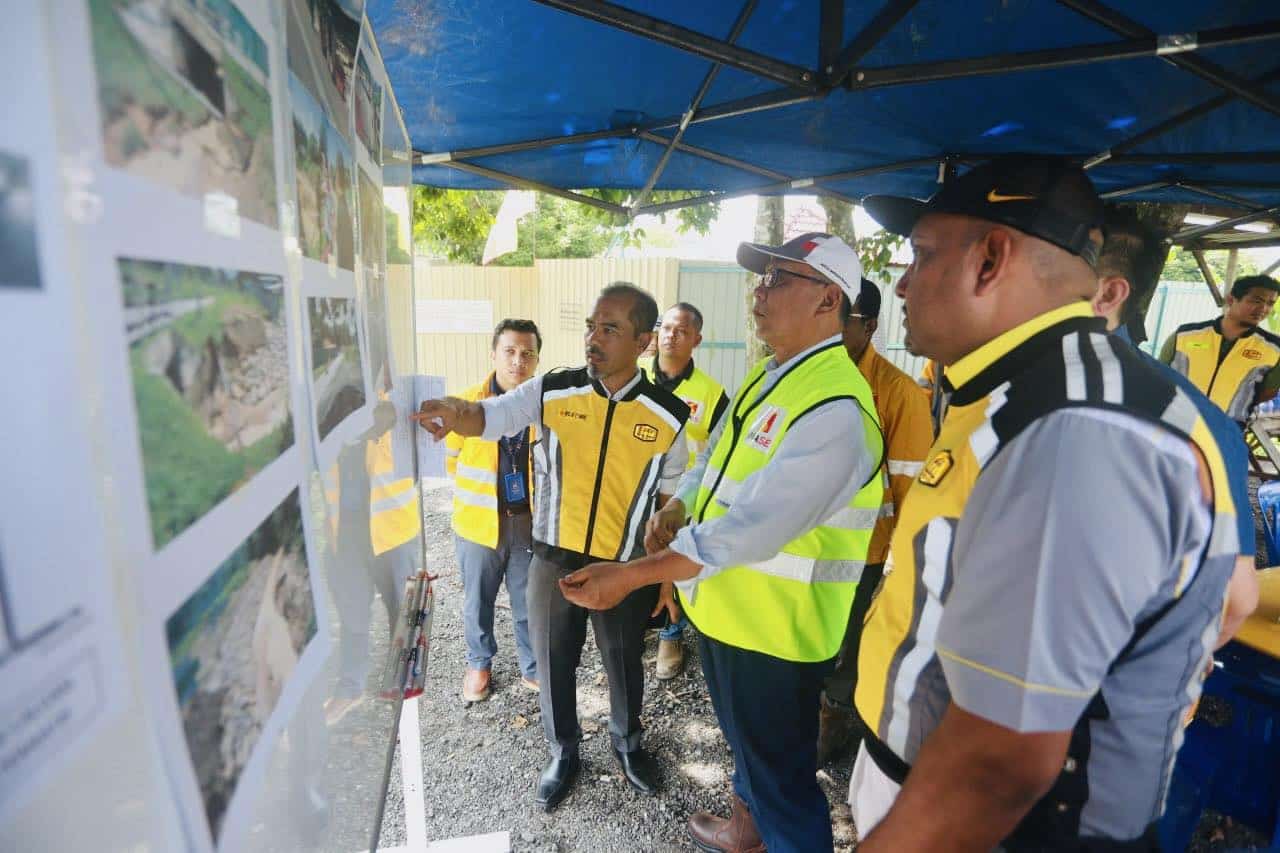 Bailey bridge on road severed by Semenyih landslide opens to public