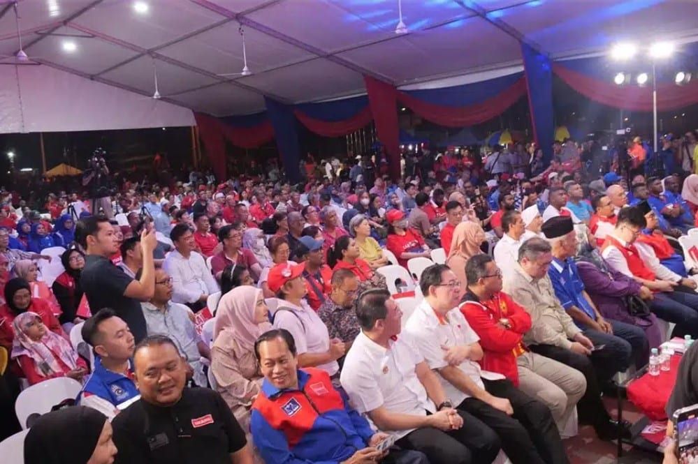 【新古毛补选】选前造势讲座挤满人潮  各团结领袖站台高呼选彭小桃