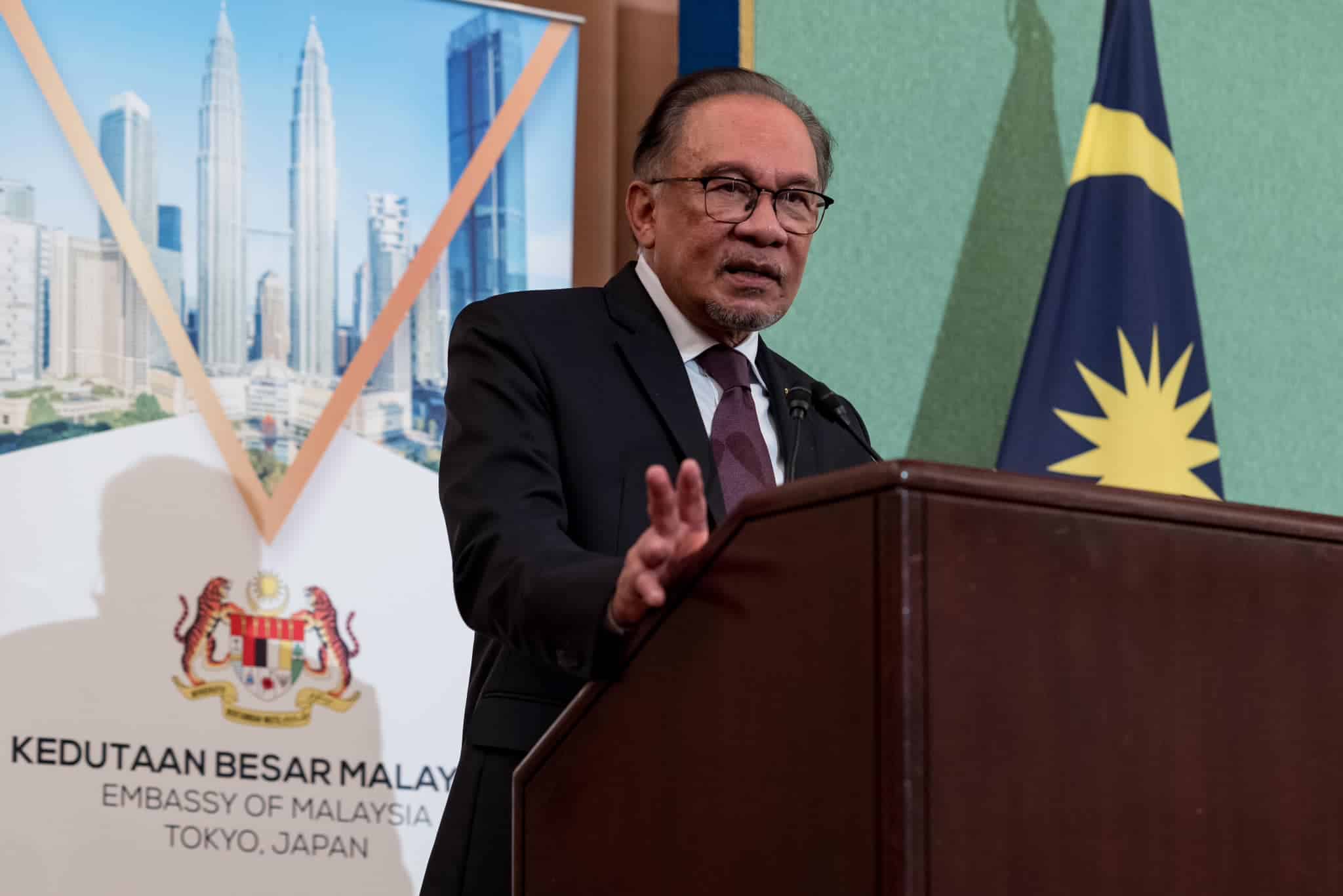 Anwar raps Hamzah for contending targeted diesel subsidies