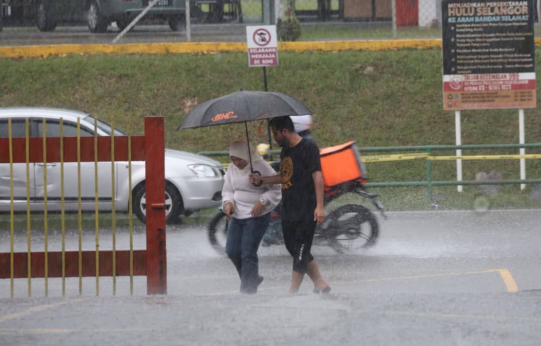 Enam episod hujan lebat dijangka berlaku November hingga Mac