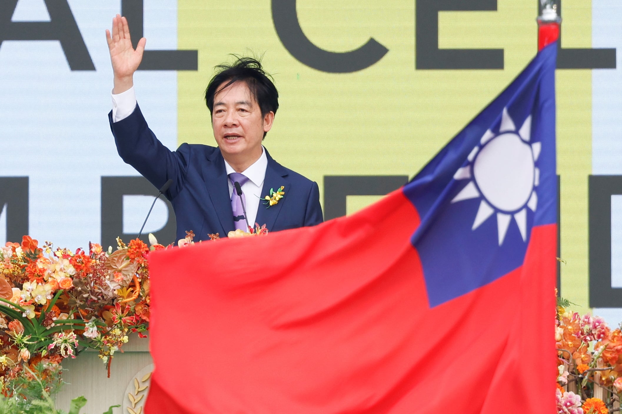New Taiwanese president calls on China to stop its threats