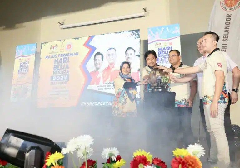 雪大臣：积极对话确保青年声音被听见